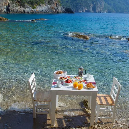 The Private Bays & Islands Of Turkey Willa