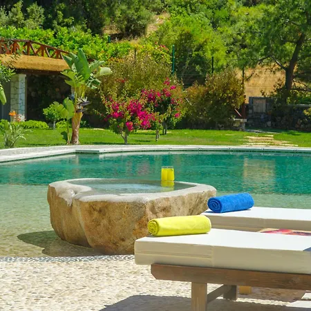 Private Island-style Ultra Luxury Estate *