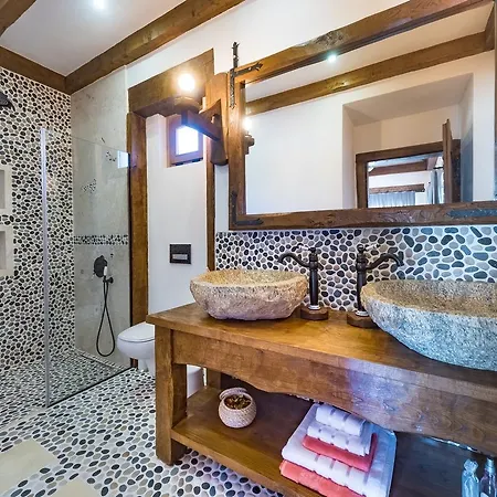 Private Island-style Ultra Luxury Estate