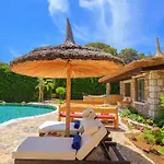 Villa Private Island-style Ultra Luxury Estate *